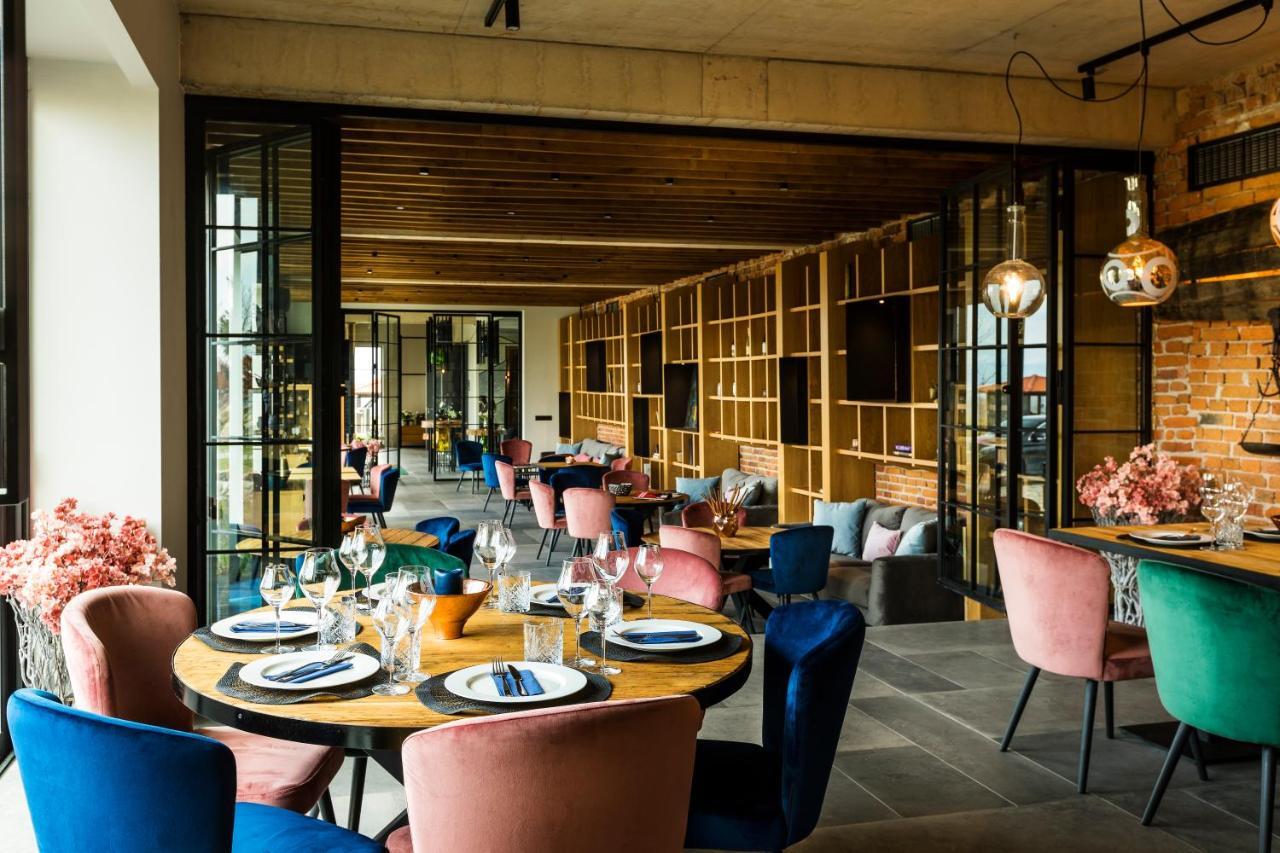 Chateau Copsa Complex Moskovets 외부 사진